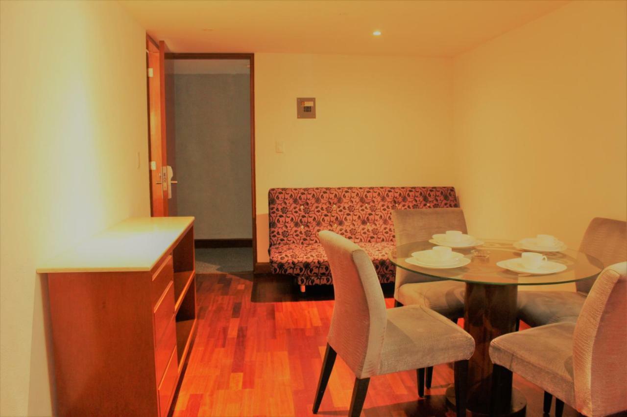 Condesa Suites เม็กซิโกซิตี้ ภายนอก รูปภาพ